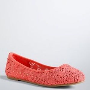 Torrid》10 Watermelon crochet flats